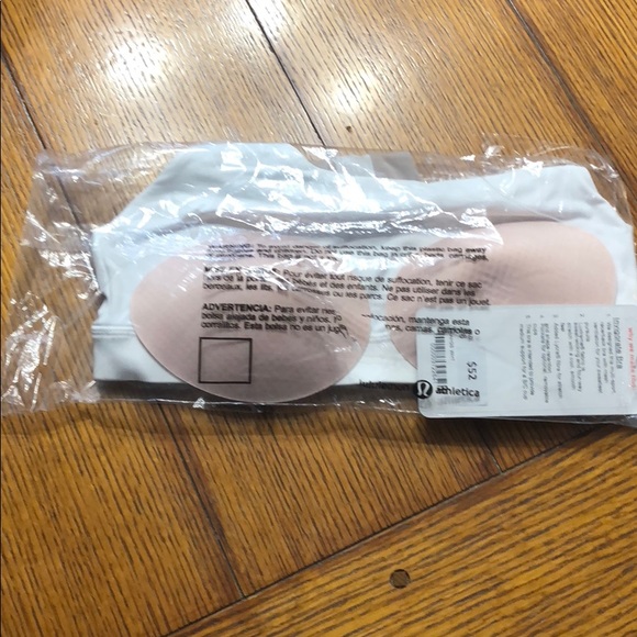 Lululemon Invigorate Bra White Brand New - Picture 5 of 7